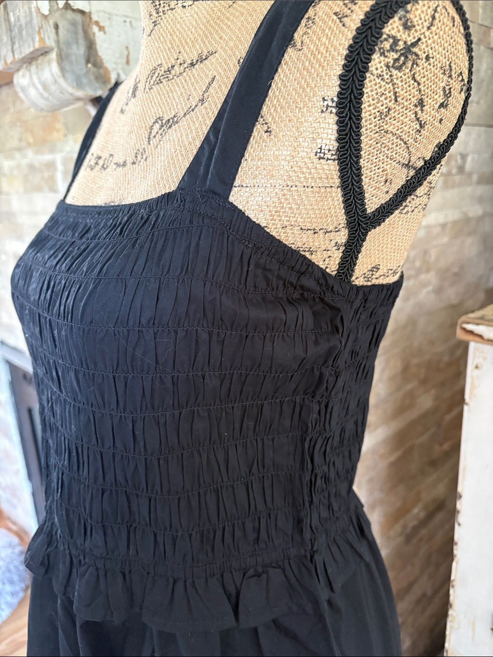 Old Navy black Fit & Flare smocked bodice midi dress w adjustable straps - Picture 8 of 16